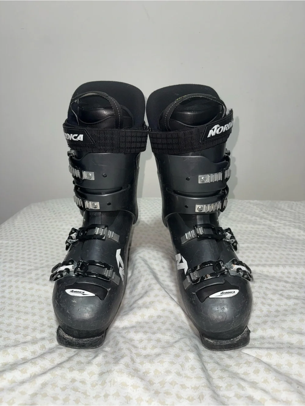 Nordica Sport Machine 90 Ski Boots 28 - 28.5 325 mm